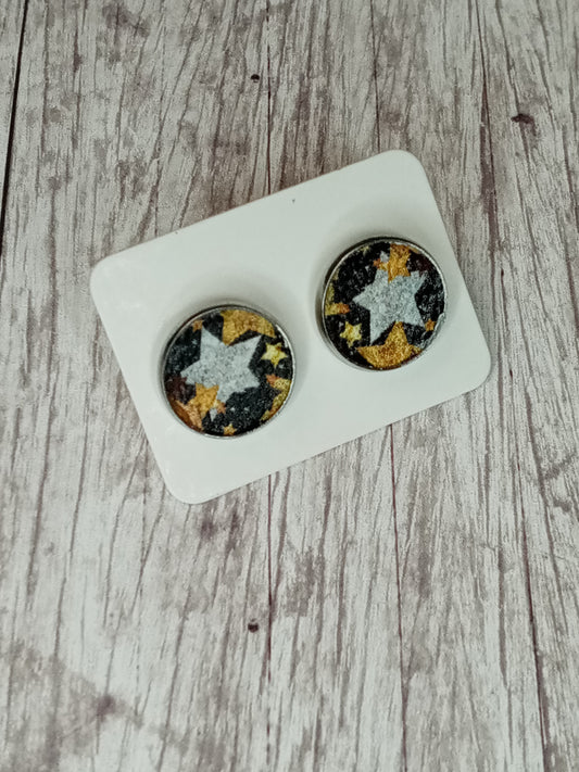 Faux leather stud earrings 12MM.