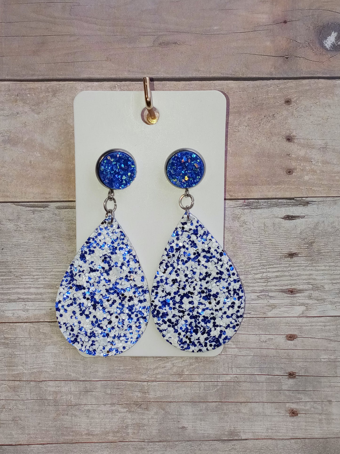 Blue druzy and white/blue glitter dangle earrings