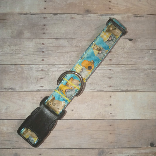 Honey bee and gnome dog collar