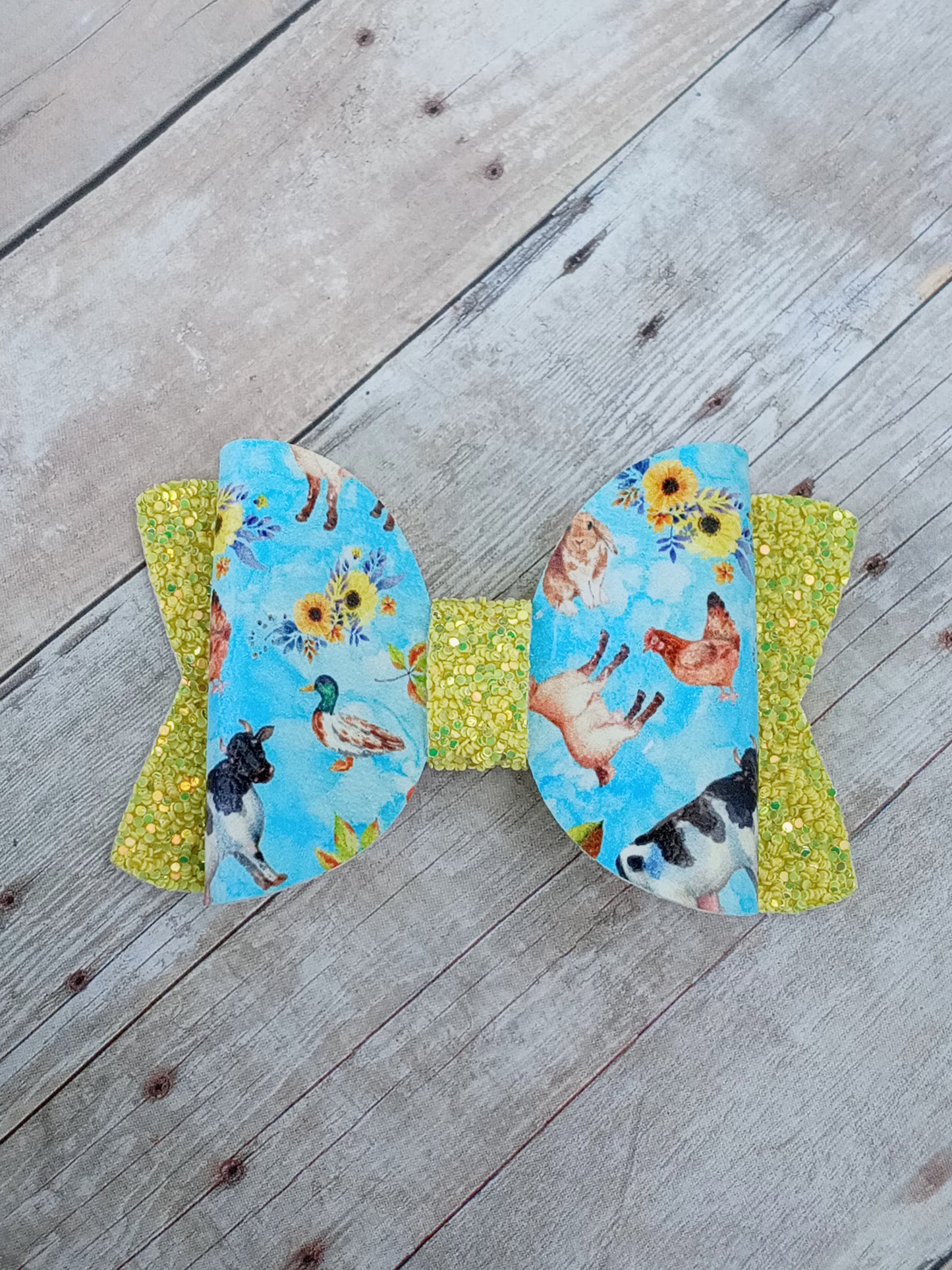 Farm animals and yellow glitter 3.5" single layer bow