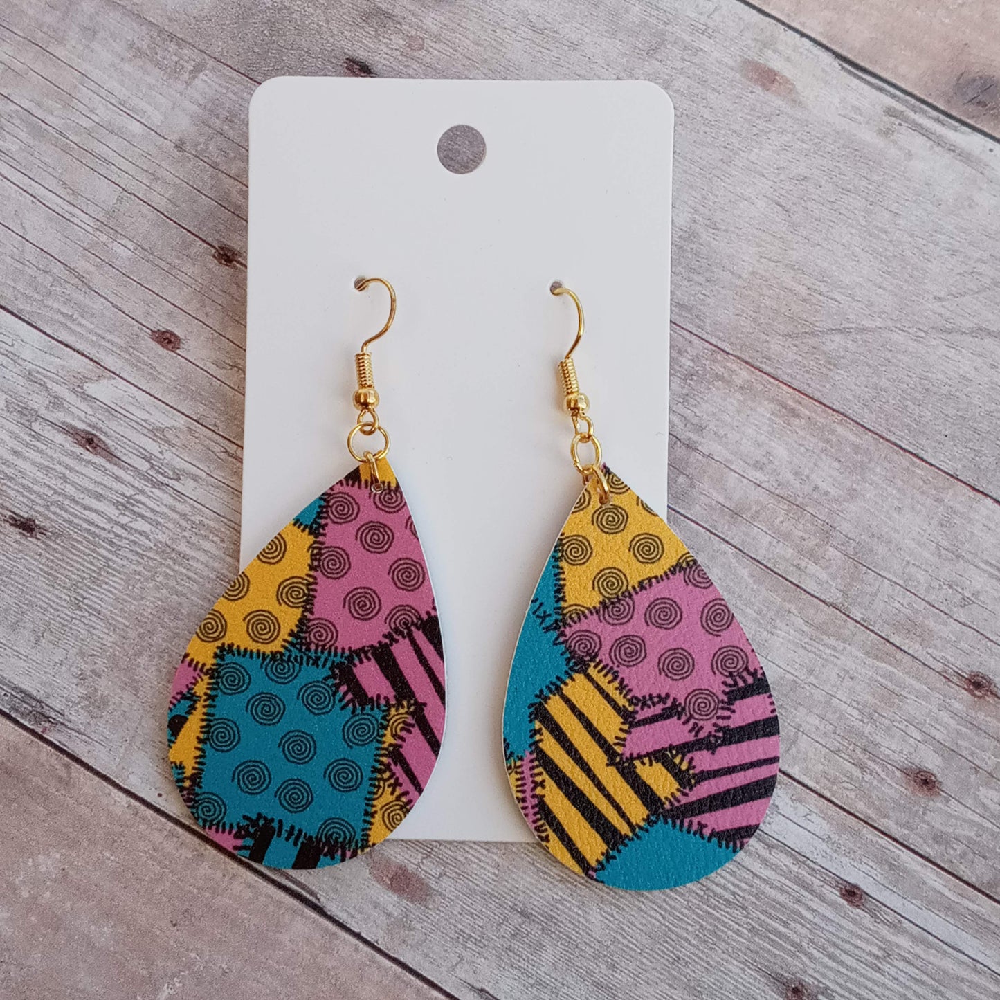 Colorful print 2" dangly earrings